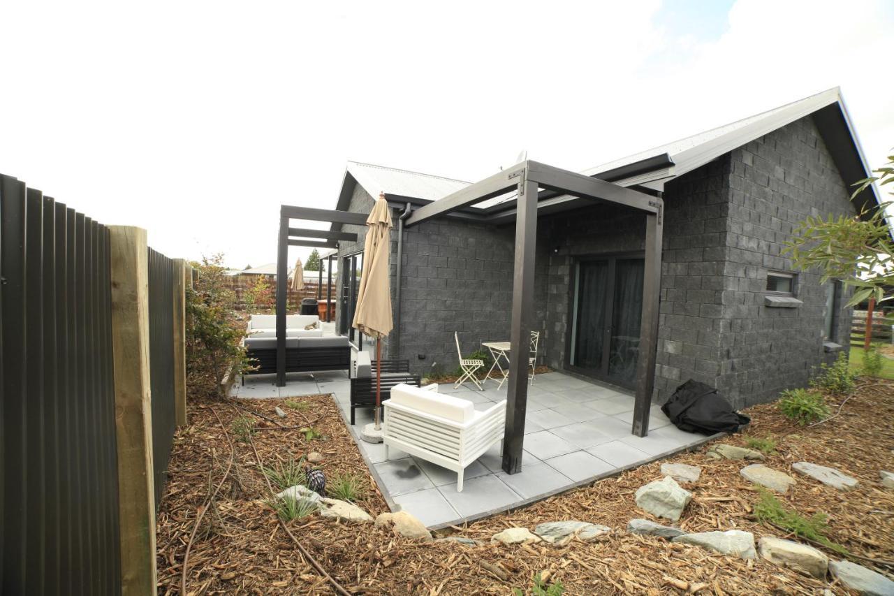 Black Stilt Retreat, Stunning Luxury Property Twizel Exteriér fotografie